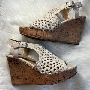 Natural color wedges 7.5